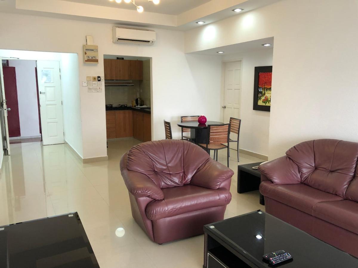 Beach Resort Home Stay Sri Sayang 05 Apartment Batu Ferringhi 2Bedroom Exterior photo