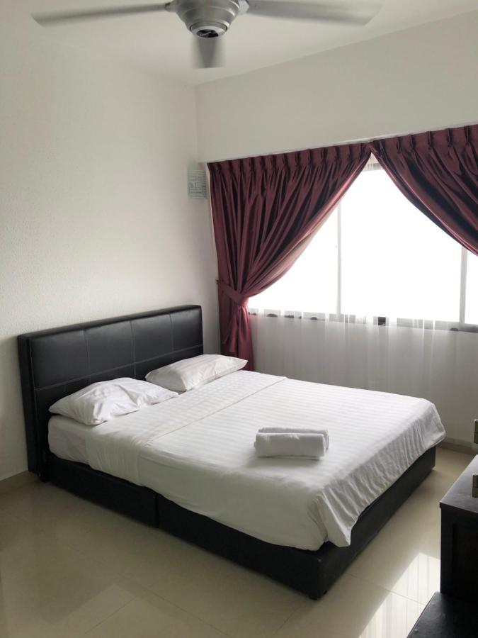 Beach Resort Home Stay Sri Sayang 05 Apartment Batu Ferringhi 2Bedroom Exterior photo